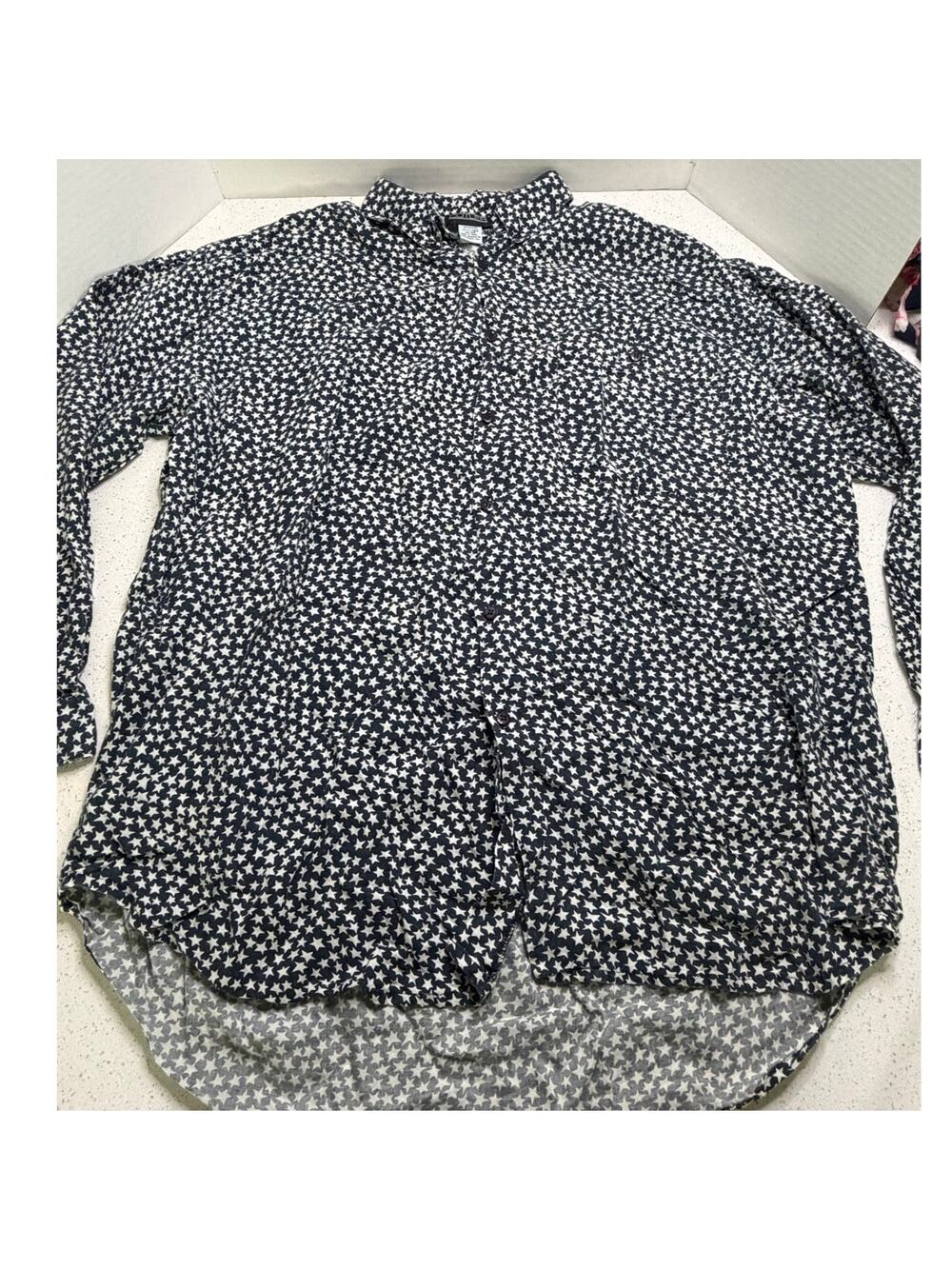 Cotler brand shirt is crafted from 100% rayon Size XL Vintage